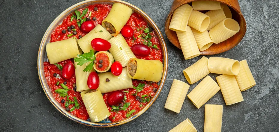 Technology will do everything for you: how to cook pasta in the microwave for dinner in minutes